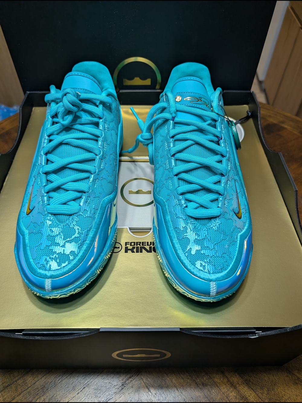Nike LeBron 23 "Honor the King" - Discontinued - Picture 2 of 6